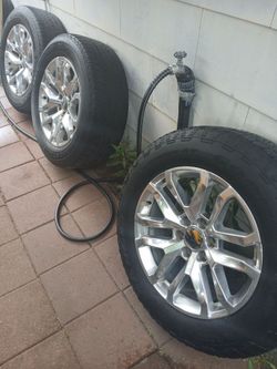 Set of 4 GMC, Chevy, Escalade, Tahoe, Suburban, Yukon 20" Rims and Tires 6 Lugs