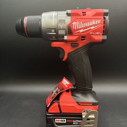 Milwaukee M18 Fuel 1/2" 18V Cordless Hammer Drill - 2904-20 W M18 XC 5.0 Batt *5763