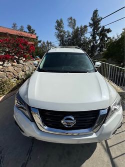2017 Nissan Pathfinder