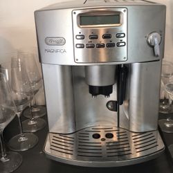 Magnifica DeLonghi Coffee Maker
