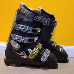 275 mm Salomon Ski Boots 