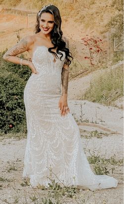 Wedding dress and veil