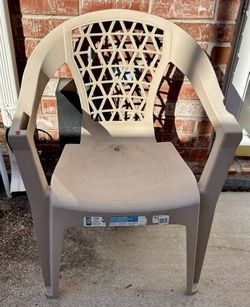 Outdoor CHAIR - In Good Shape, Very Comfortable And Soft