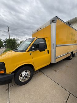 2011 GMC Savana