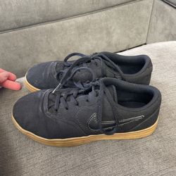 Nike SB Youth Size 2.5