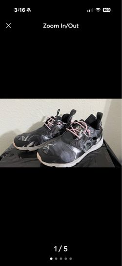 Reebok Dynamite – Size 6.5 – Black Floral Pink Sneakers