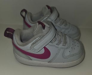 Nike Shoes Toddler Size 6c Gray Pink