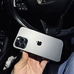 iPhone 13 Pro Max Unlocked