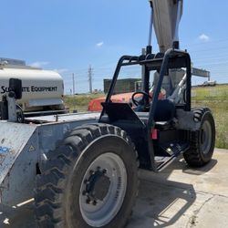 Reach Forklift Skyjack 