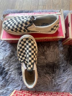VANS WOMEN’S SIZE 8