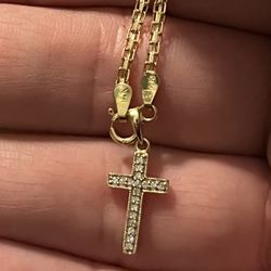 14k Diamond Cross With Chain 