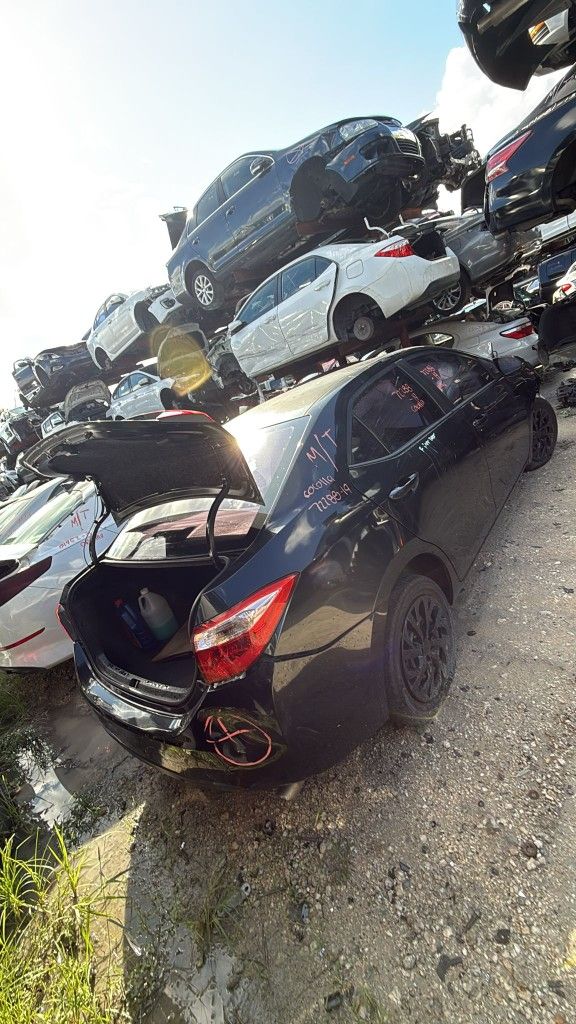 Toyota Corolla 2019
(Only Parts