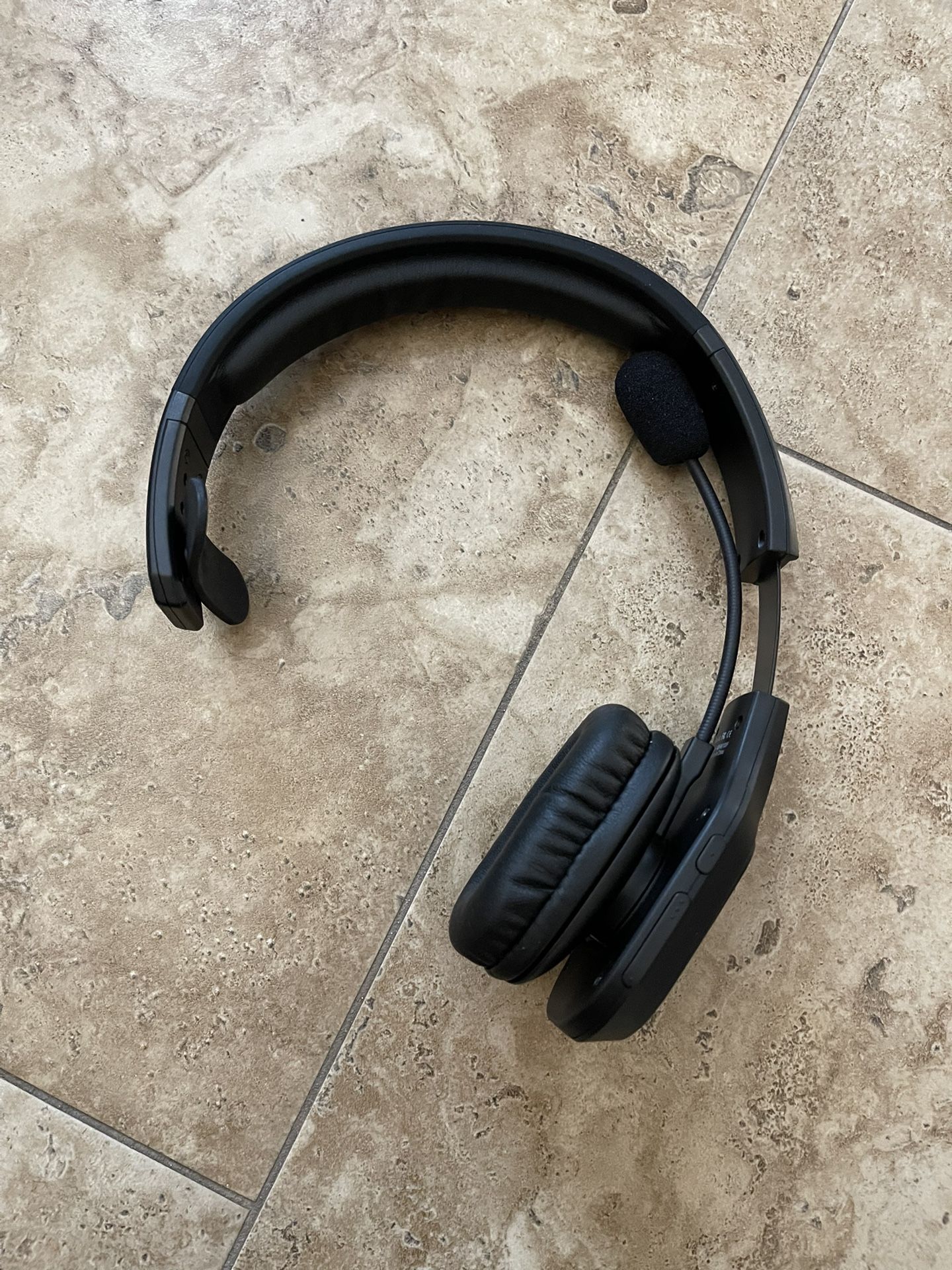 Aluratek Wireless Bluetooth 5.0 Headset