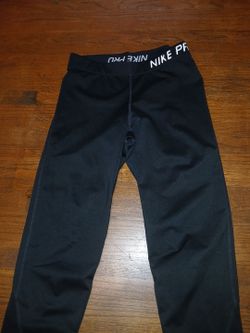 Womens Clothes size Medium Nike Spandex workout leggings