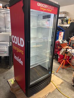 Very nice drink refrigerator