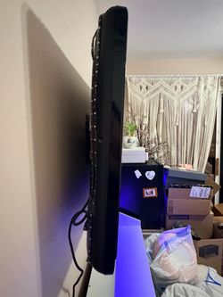 PHILIPS 36” TV