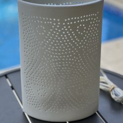 White Ceramic Cut-out Bubbles Uplight 