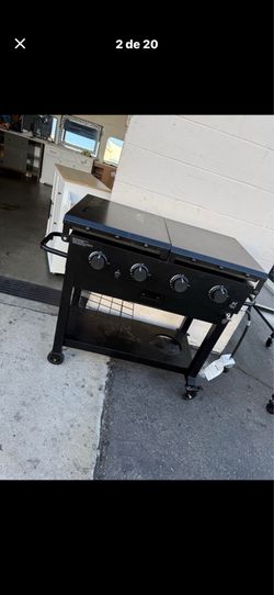 Member's Mark 4-Burner Propane Gas Griddle w/ Cover
