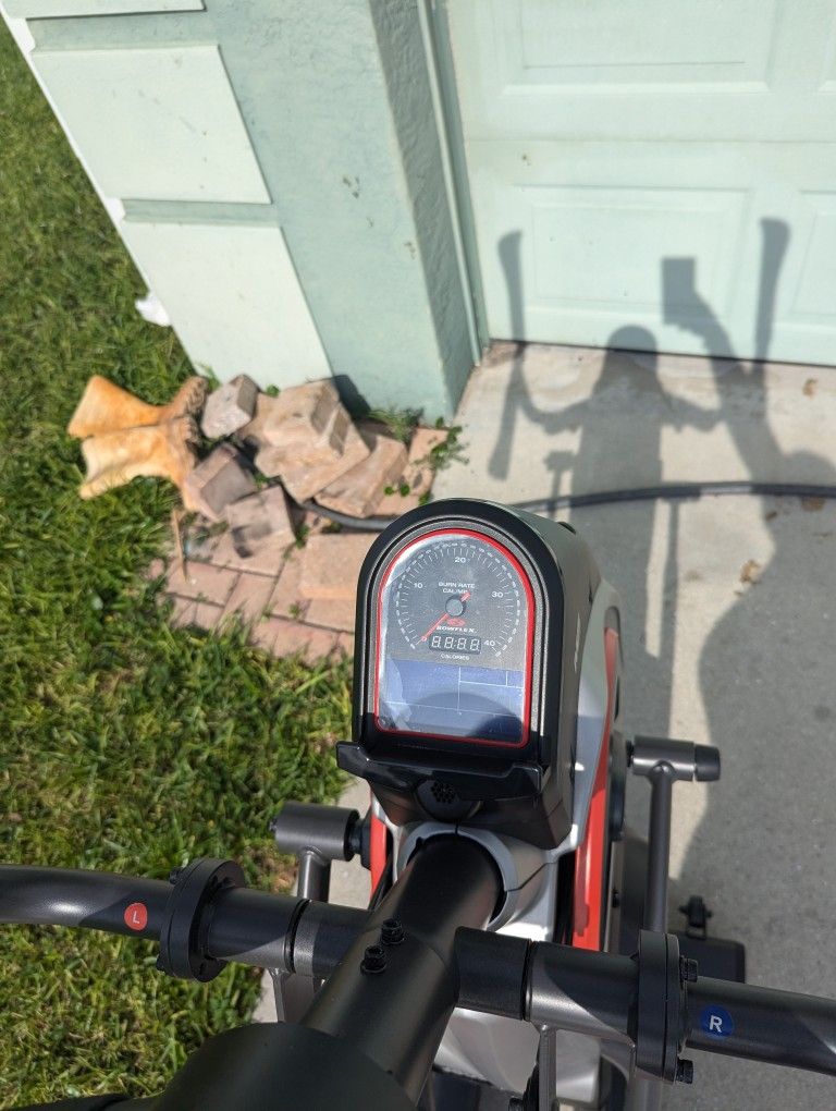 Elliptical Bowflex M5
