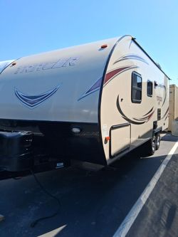 I'm selling my2018 force river twenty three foot ultralight