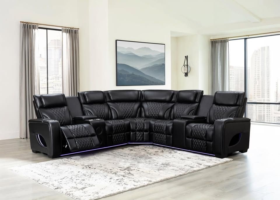 Brand New 3Pc Zero Gravity Power Reclining Sectional in Grey & Black
