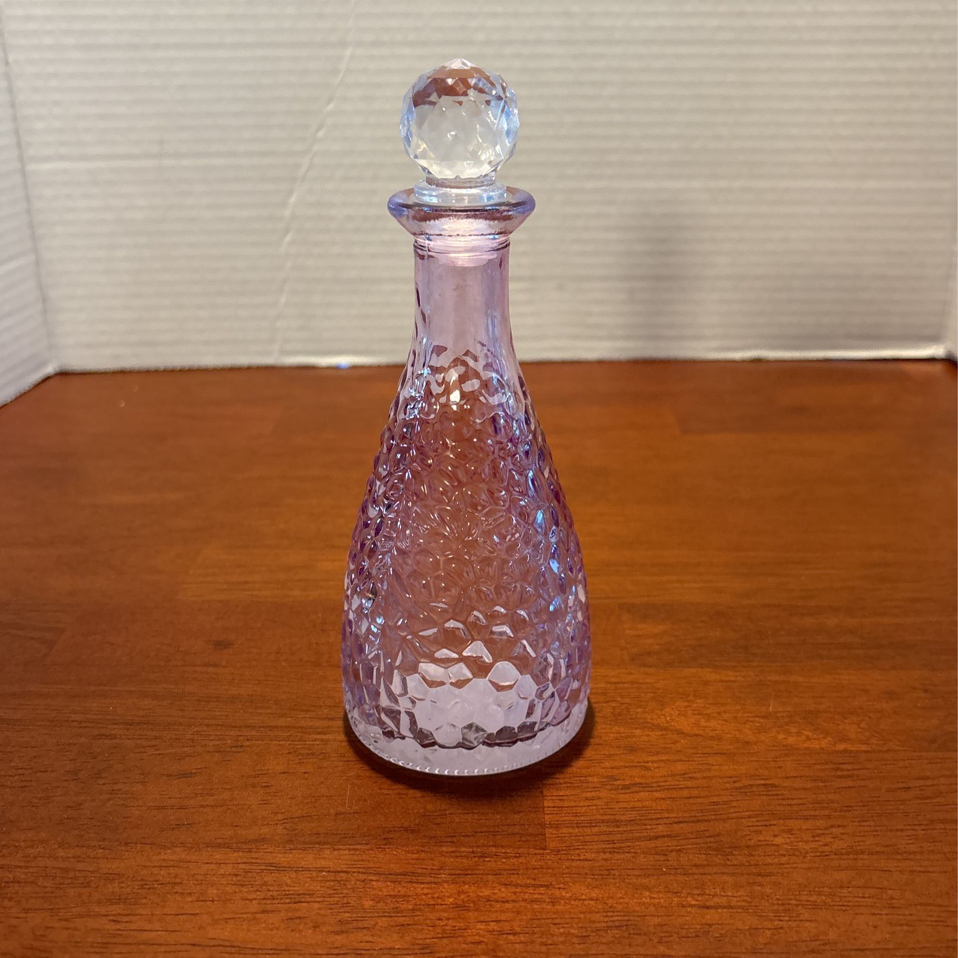 Pink Pebble Decanter Glass Bottle with Stopper 7 Inches B23