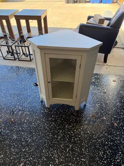 White corner cabinets