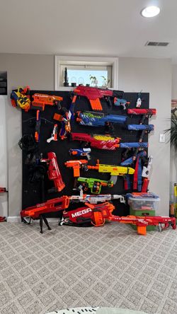 Large Nerf Gun Collection – 20+ Blasters