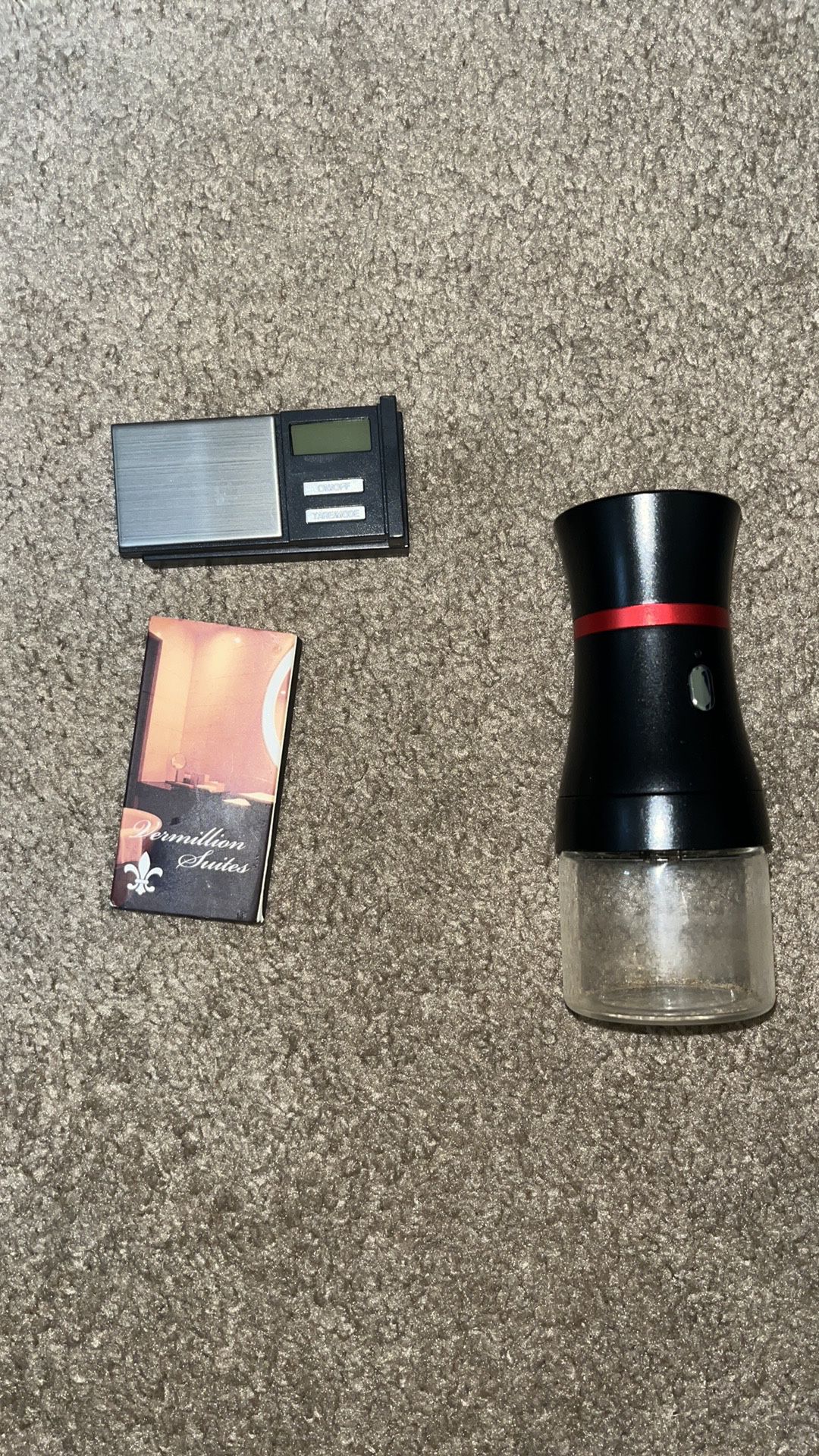 Electric grinder and mini Scale 