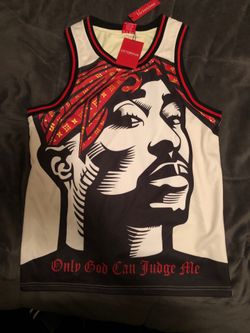Tupac jersey size medium