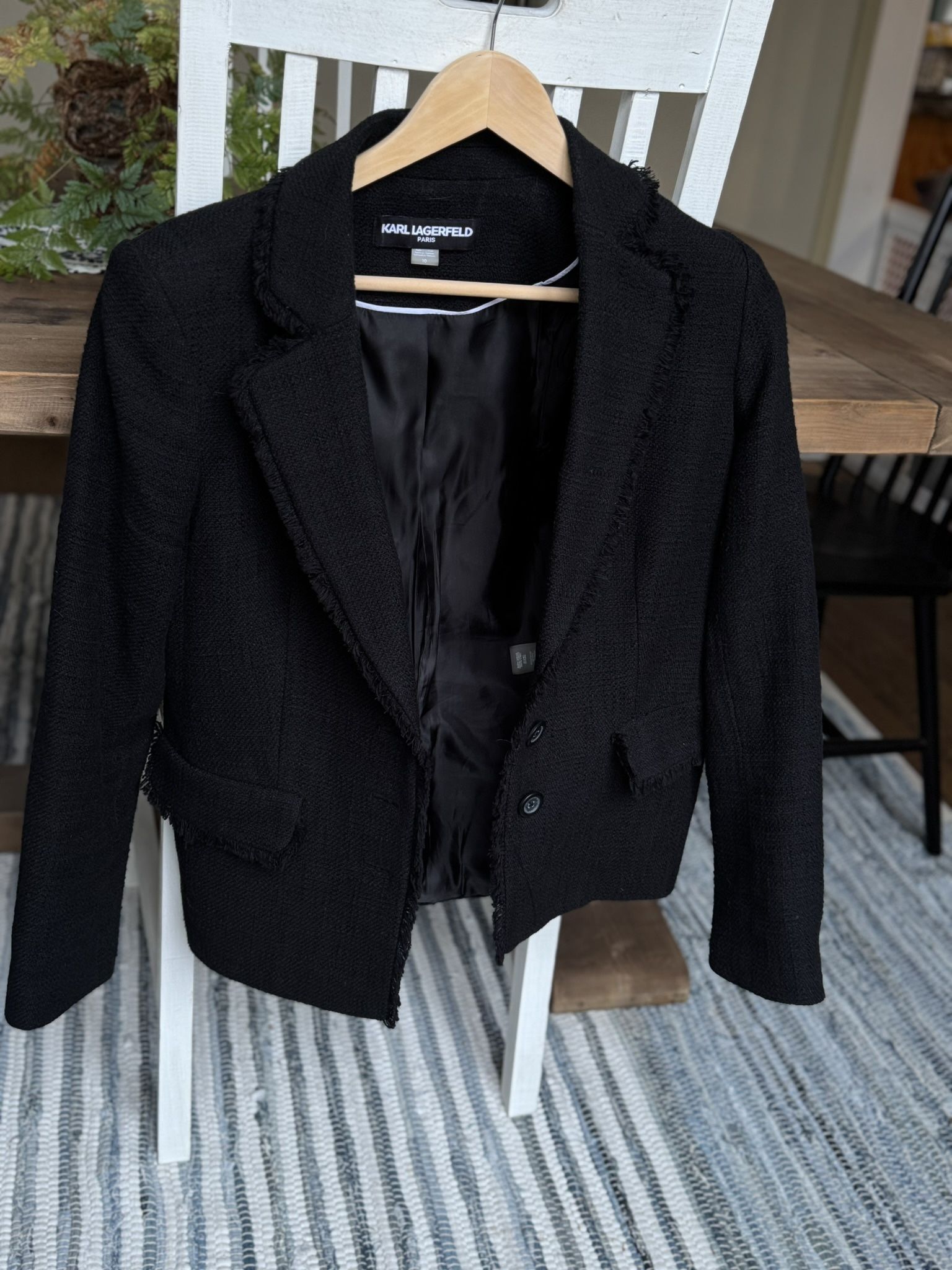 Karl Lagerfeld Blazer With Fringe On Edges Size 10