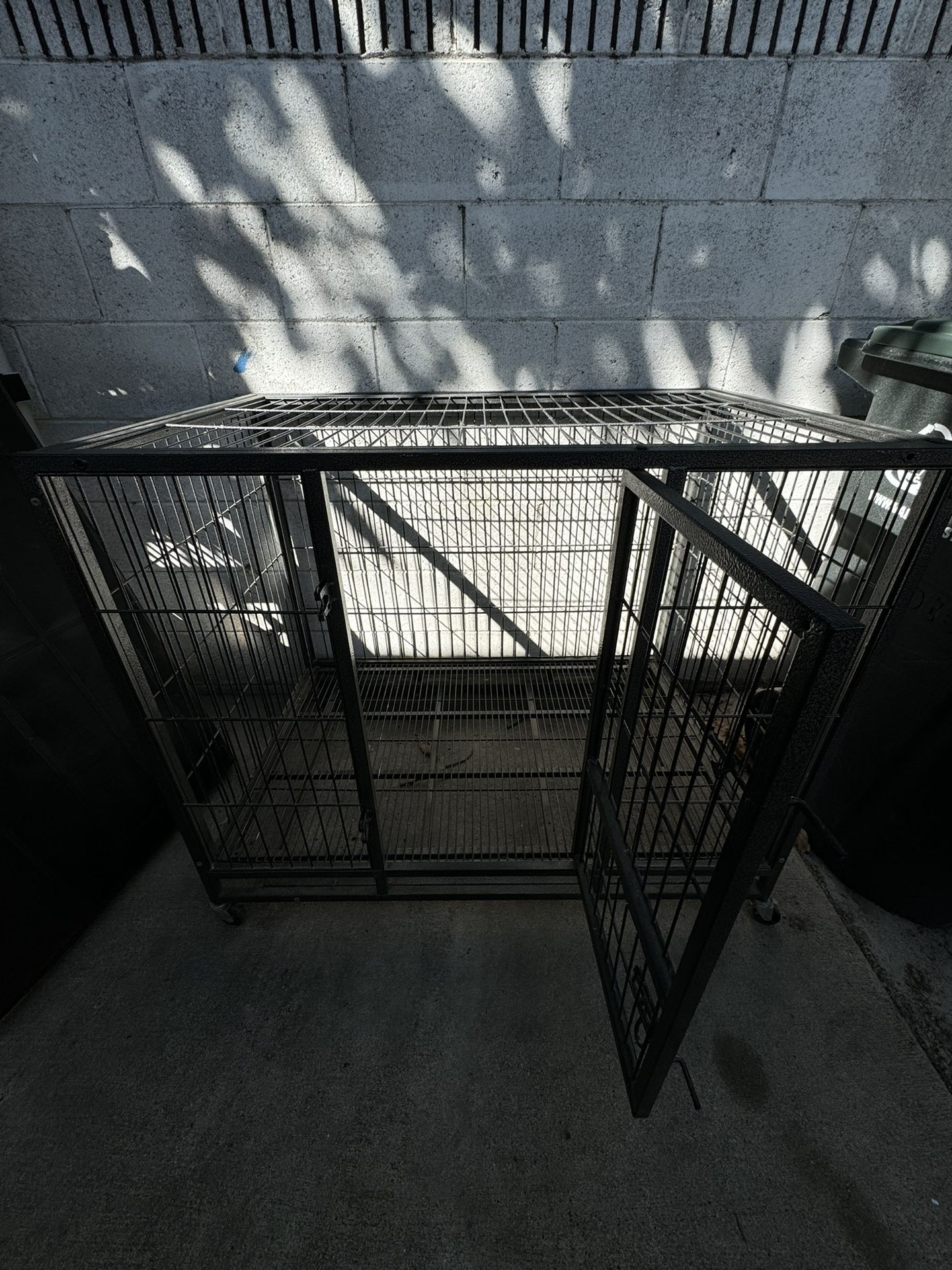Big Pet Cage On Wheels