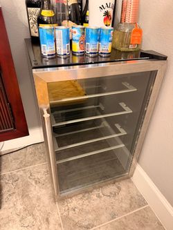 Tramontina Mini Fridge