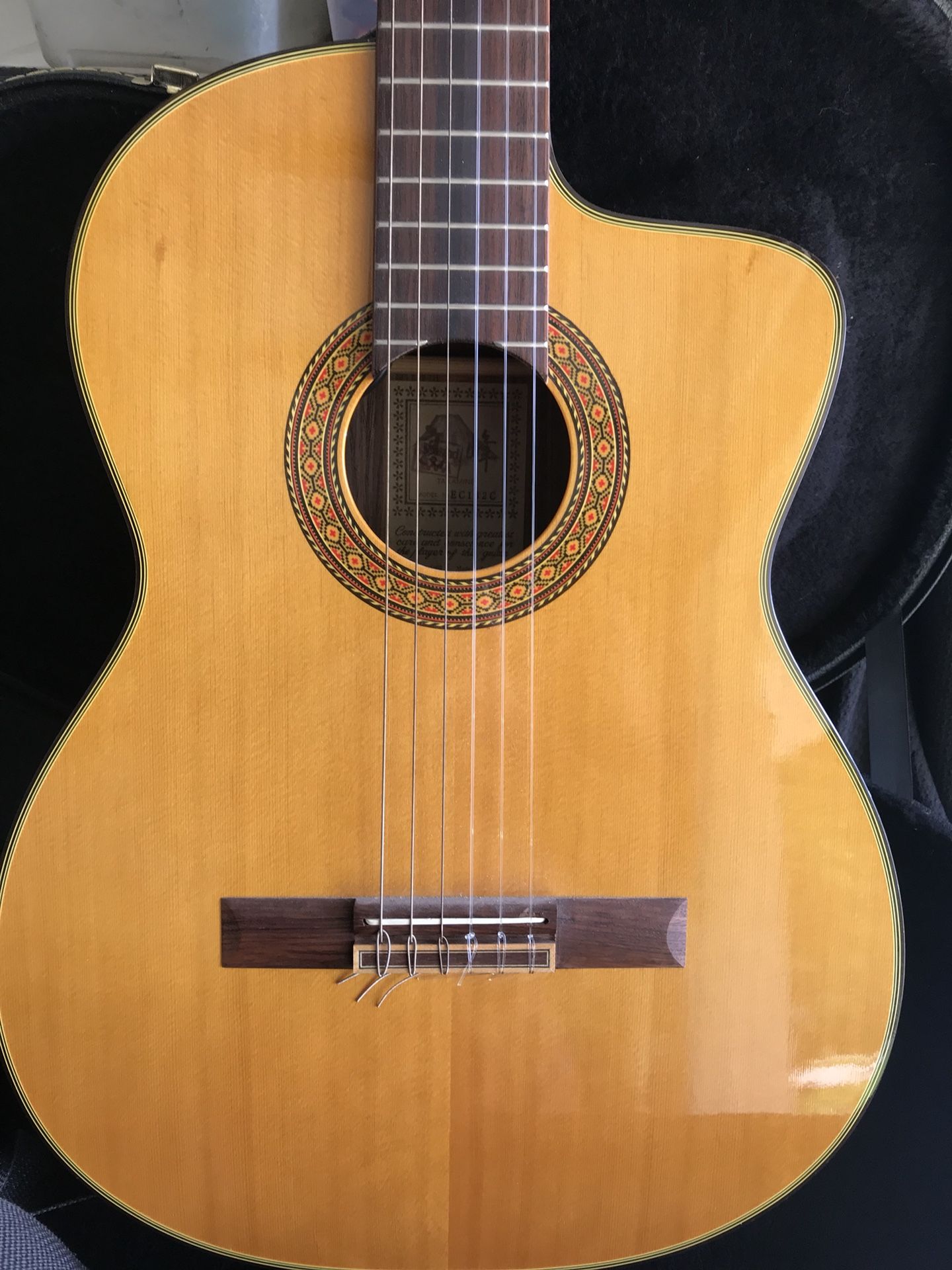 Takamine EC132C Acoustic /Electric Classical Guitar Spruce Top