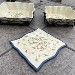 5pc Set/Lot Temptations Petals Floral Casserole Ovenware Dishes Carrying Racks Trivet Temp-tations by Tara 
