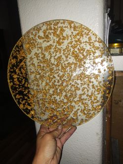 Round Resin Tray with Gold Flakes