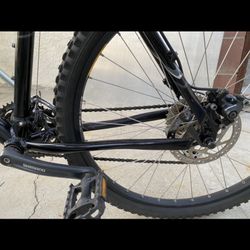 RALEIGH MOUNTAIN BIKE