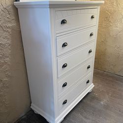 White Solid Wood 5 Drawer Dresser - Local Delivery for a Fee - See My Items 