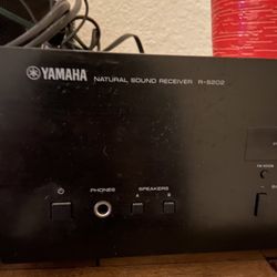 Yamaha Natural Sound Receiver  RS202 OBO