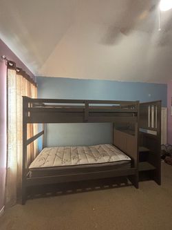 Twin Bunk Bed
