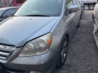 For Parts 2007 Honda Odyssey Touring Parting Out