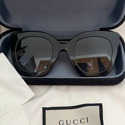 Black Gucci Sunglasses 