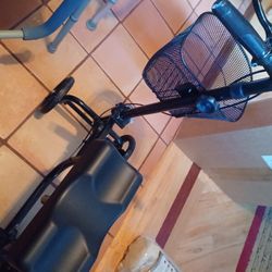 Mobility Assist Knee Scooter With Wire Basket