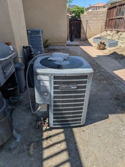Used Working Goodman Condenser Unit 3.5 ton