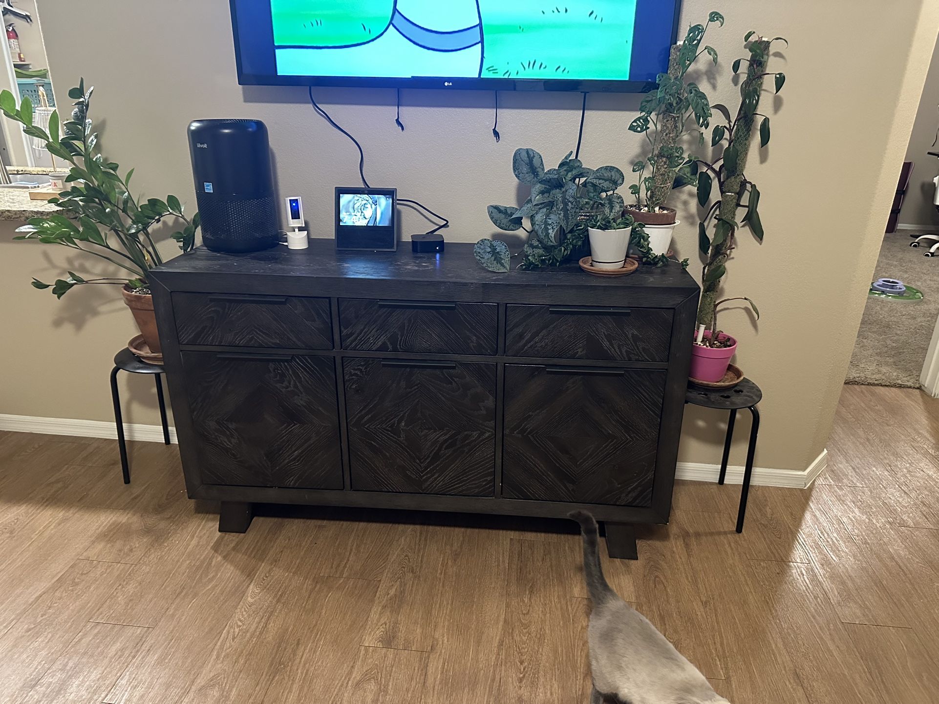 Tv Stand 