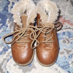 Oshkosh Boys Boots W/ Fur Size 11-T
