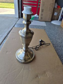 Table lamp