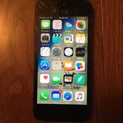 iPhone 5 cracked