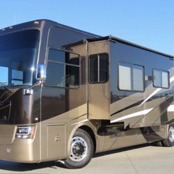 2010 Tiffin Allegro Red