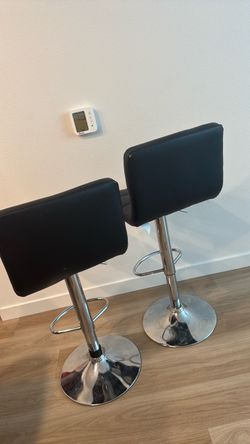 Set of 2 Black Adjustable Bar Stools